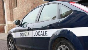 Auto polizia - Depositphotos - Zapster.it