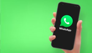 Whatsapp smartphone - Depositphotos - Zapster.it