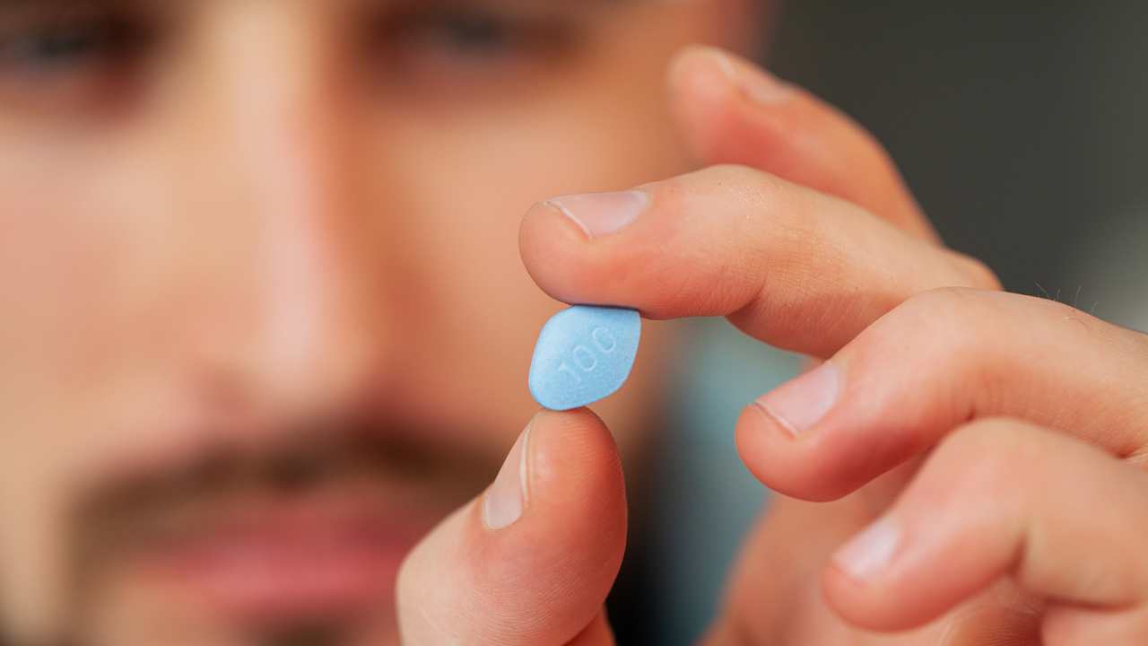 Aumenta il consumo di Viagra - e con esso, i rischi. - Zapster.it