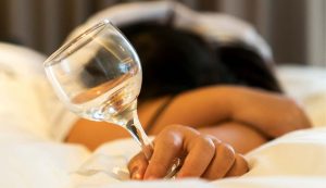 Persona con postumi della sbornia