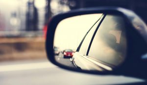 Specchietto auto - Depositphotos - Zapster.it